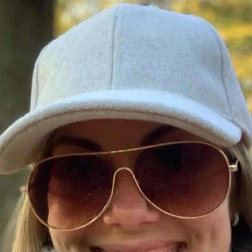 NEW! VELVET Eyewear Gabby in Gold Aviator Sunglasses Gradient Lenses